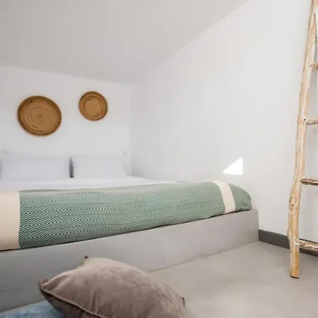 Jonaz & Апартаменты Mykonos Town